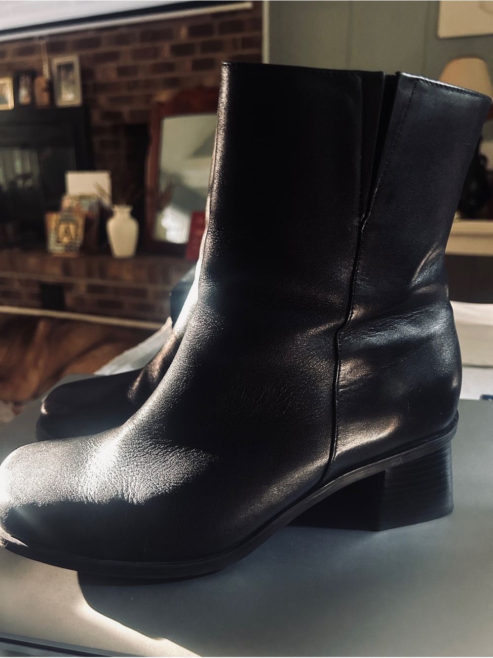 Naturalizer Women's 7.5M Black Leather Ankle Boots Square Toe Block Heel 830N38
